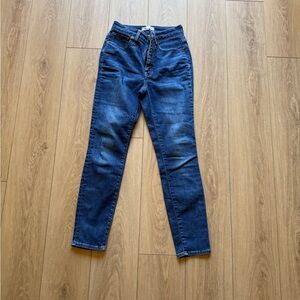 Madewell Curvy High-Rise Skinny Jeans Size 27 - Dark Wash Denim - Make an offer!